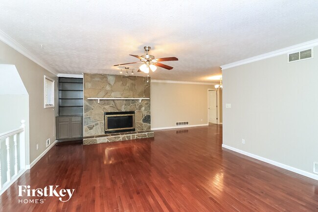Foto del edificio - 4505 Laurie Ln SW