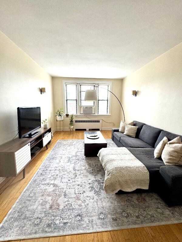 Primary Photo - 104 Palisade Ave