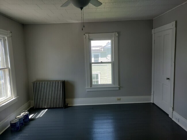 Bedroom 1 - 525 W John St