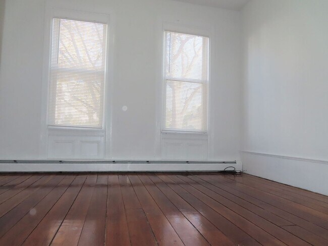 Foto del edificio - 126 Porter St