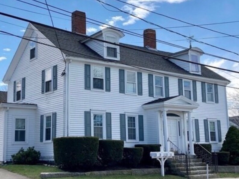 2 Mt Pleasant St Unit 4, Rockport, MA 01966 Apartments in Rockport