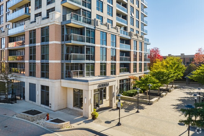 Building Photo - Sierra at Village Gate West