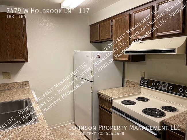 Building Photo - 7479 W Holbrook Ln