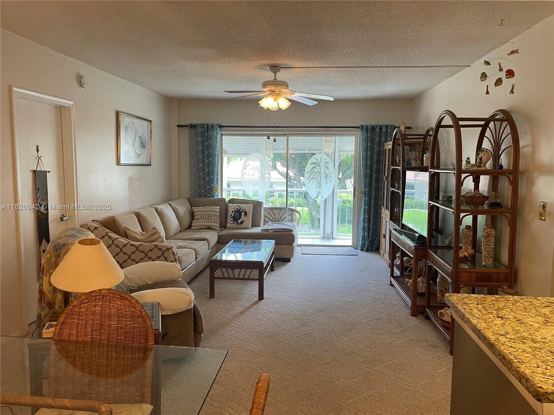 Foto principal - 250 NE 20th St