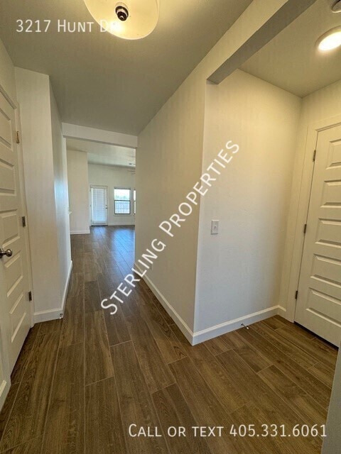 Building Photo - 3217 Hunt Ln