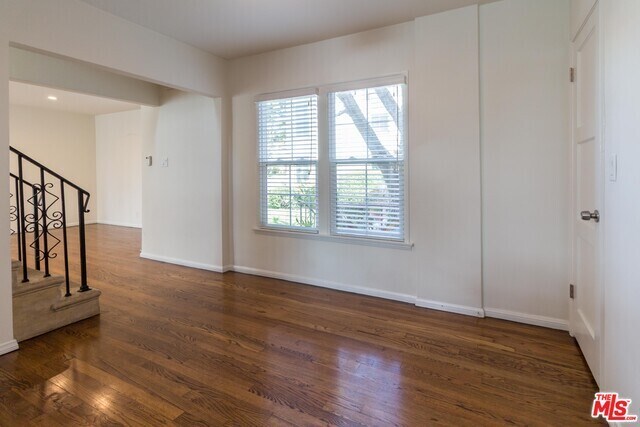 Foto del edificio - 4635 Finley Ave
