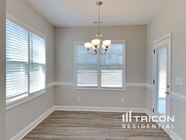 Building Photo - 104 Rolling Oaks Lane Benson NC