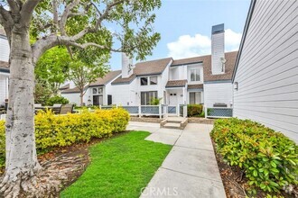 Building Photo - 87 Briarglen