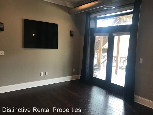 Building Photo - 1 br, 1 bath House - 519 Main St. Unit B