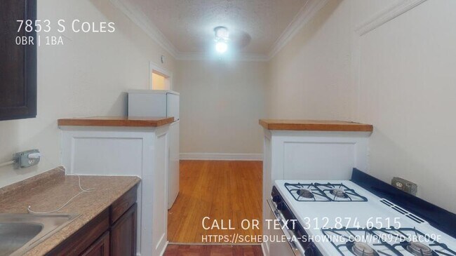 Foto del edificio - 7853 S Coles-
