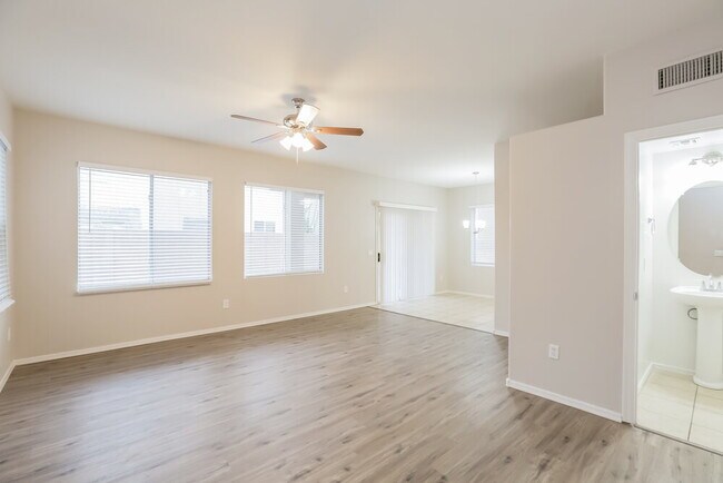 Foto del edificio - 3905 W Park St