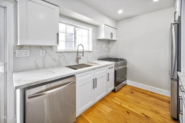 Foto del edificio - 400 Arcade Dr