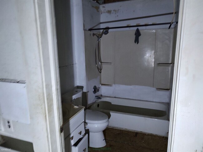 Foto del edificio - 3 br, 1 bath House - 732 Thomas Street