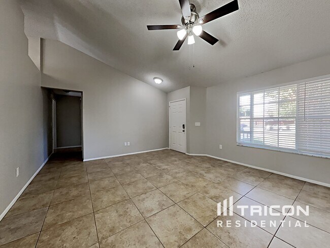Foto del edificio - 1488 Country Mansion Court Apopka FL