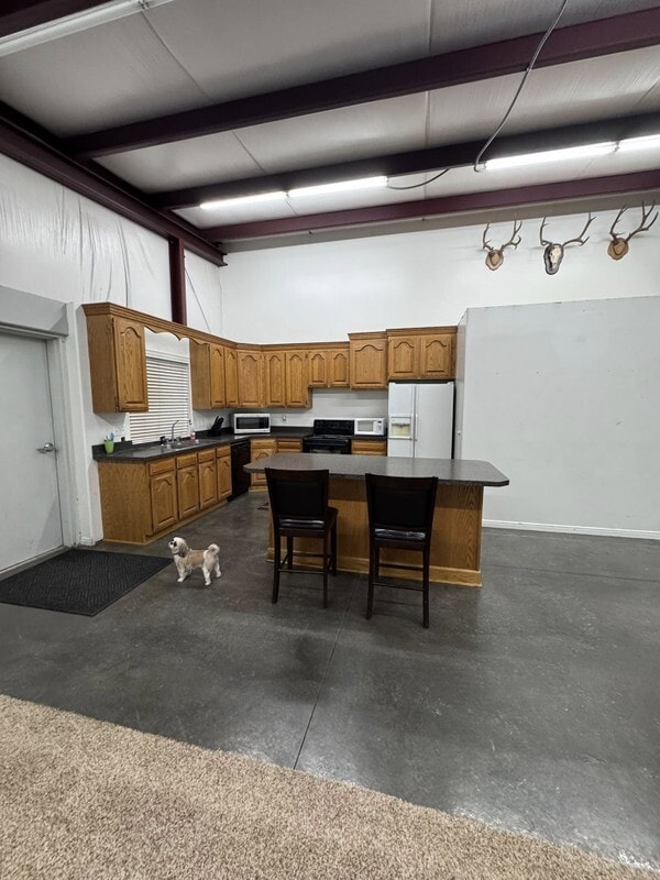 Foto del edificio - 2000 E Rees Ln