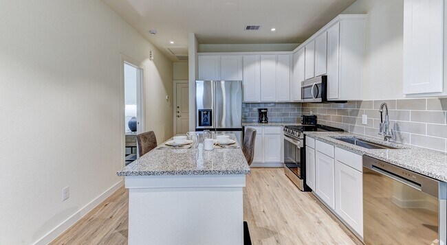 Foto del edificio - 629 Canvas Ave