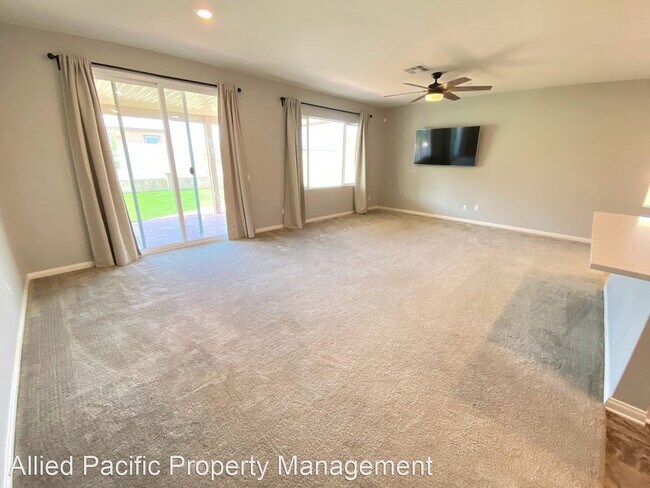 Foto del edificio - 4 br, 2 bath House - 1414 Shannon Ave