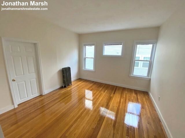 Building Photo - 140 Callender St