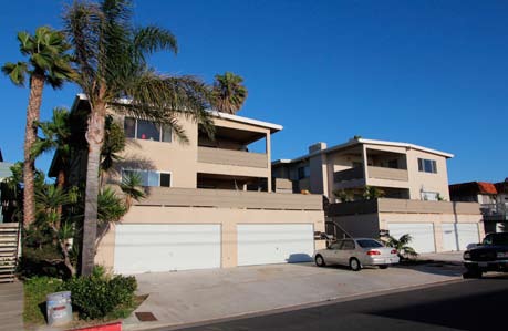 Building Photo - 1008 Buena Vista