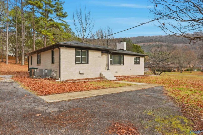 Foto del edificio - 1409 Blevins Gap Rd SE