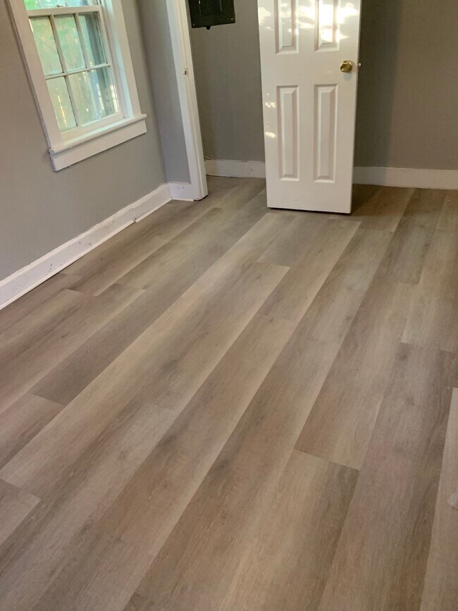 Foto del edificio - 1620 Jackson St SE