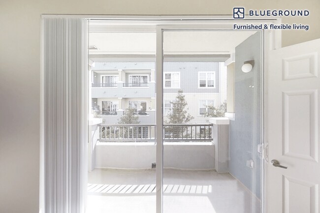 Foto del edificio - 1099 Admiral Ct