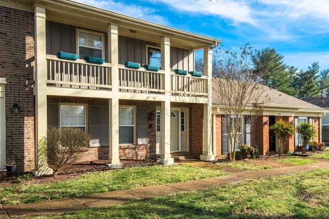 Building Photo - 3 bedroom condo in River Plantation