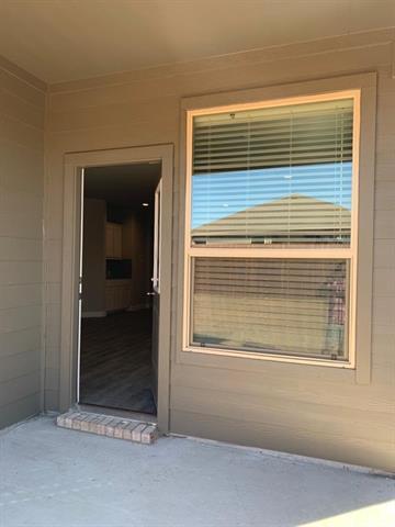 Building Photo - 1828 Chamaeleon Dr