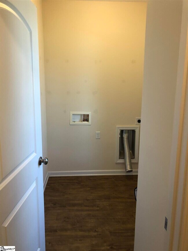 Foto del edificio - 432 N Ivestor Ct