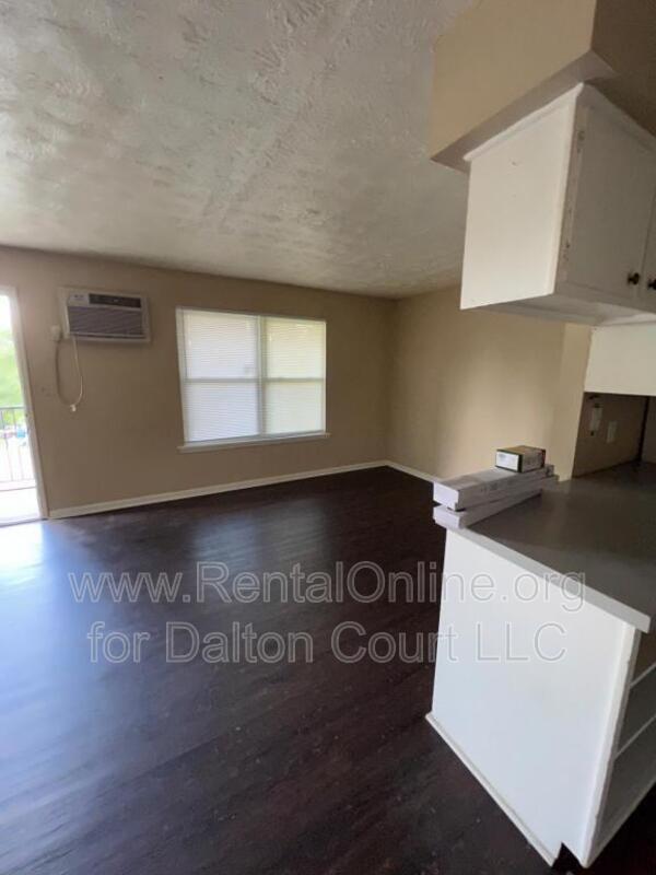 Foto del edificio - 1972 Cambridge Dr