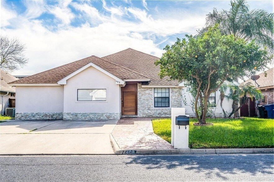 Foto principal - 408 E Redbud Ave