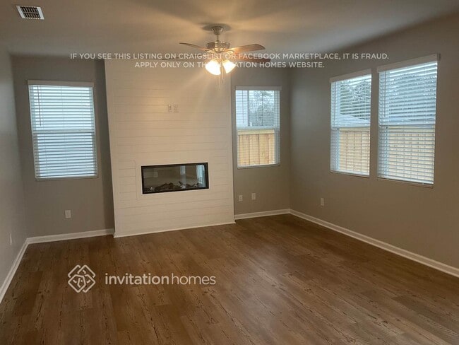 Building Photo - 7175 Brushwood Bnd