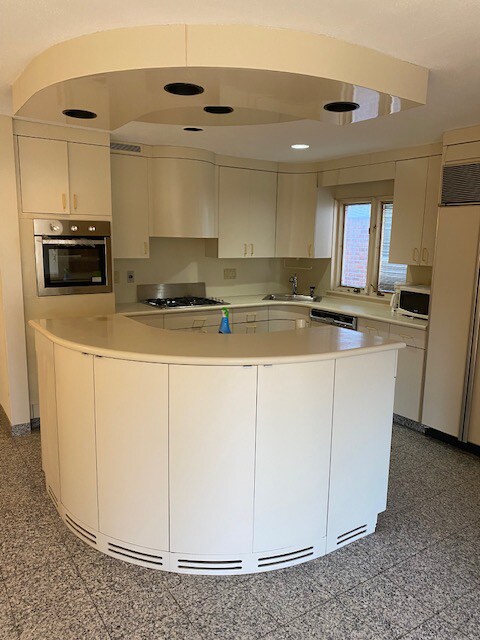 Foto del edificio - 2790 E 65th St