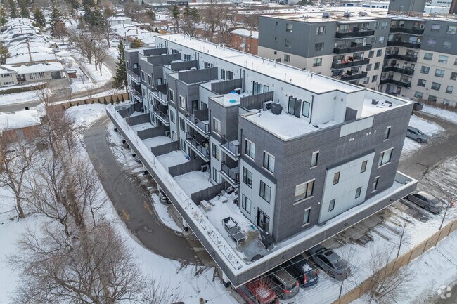 Photo du bâtiment - 1265 Birchmount Road