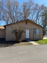 Building Photo - 3039 Kane St