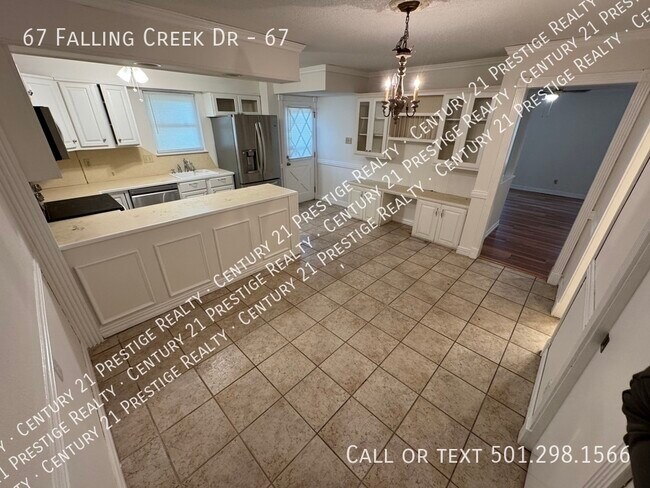 Foto del edificio - 67 Falling Creek Dr