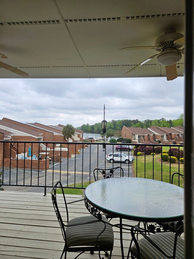 Vista superior de Dec - 10 Little Hollow Ln