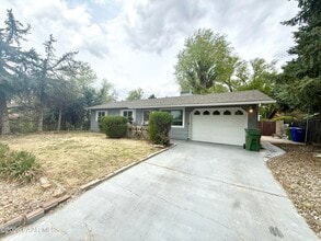 Building Photo - 314 Jovian Dr