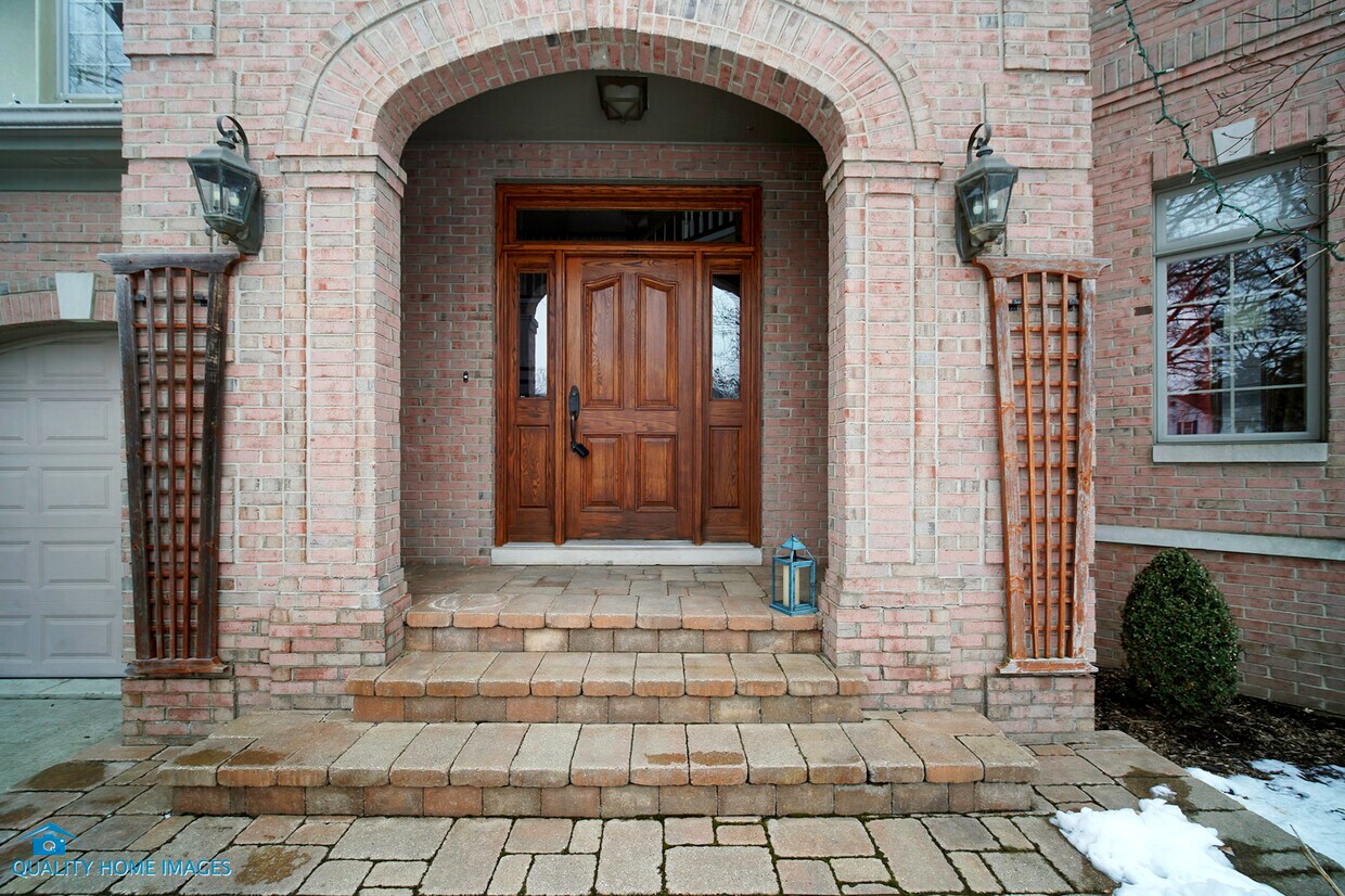 Foto principal - 420 Pine Manor Dr