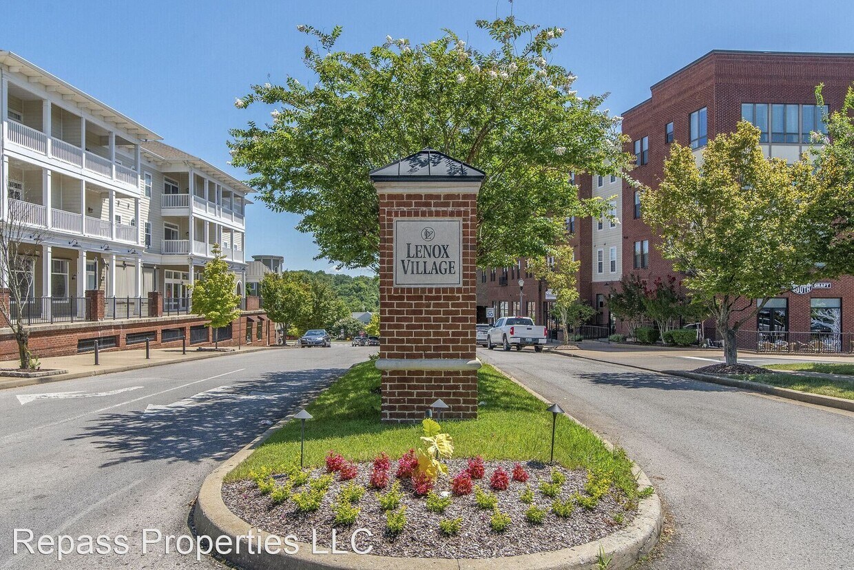 2 br, 1.5 bath House 7001 Lenox Village House for Rent in