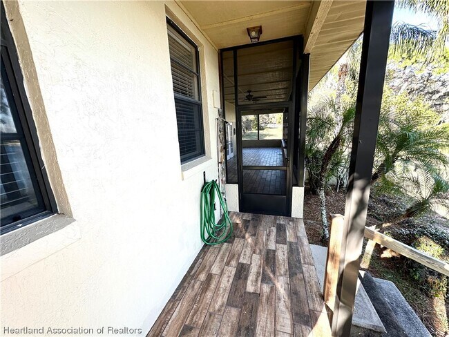 Building Photo - 1504 Sam Asbury Ave