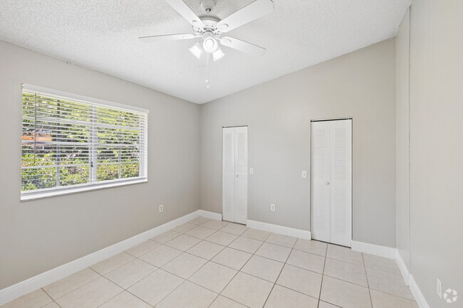 2BR, 2BA - 1180SF - Main Bedroom - The Emerson