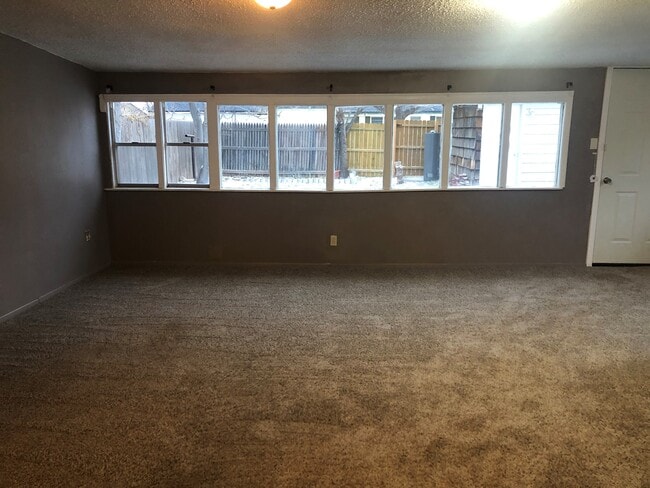 Building Photo - 3619 Lynette Dr