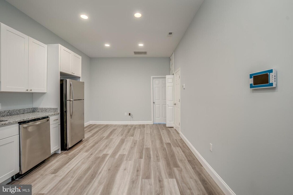 911 N Calvert St, Baltimore, MD 21202 Townhome Rentals in Baltimore