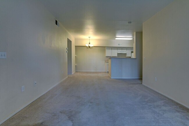 Building Photo - 2615 W Gary Ave