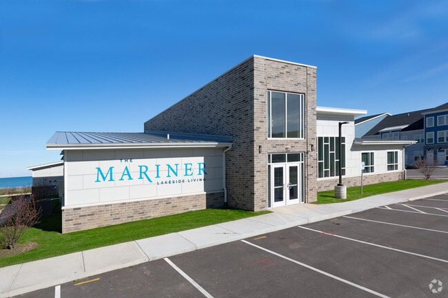 Building Photo - The Mariner