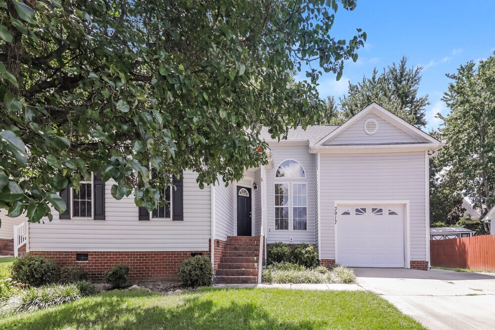 Foto principal - 3917 Cold Harbour Dr