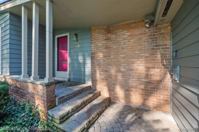 Foto del edificio - 966 Woodlea St