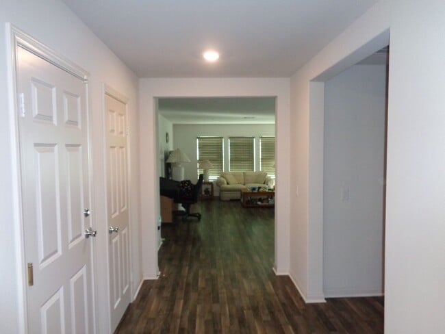 Building Photo - KB Sapphire Dune Home Offering 2177 sq. ft.