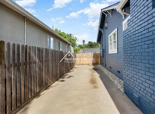 Foto del edificio - Updated 3bd/2ba Sacramento Home